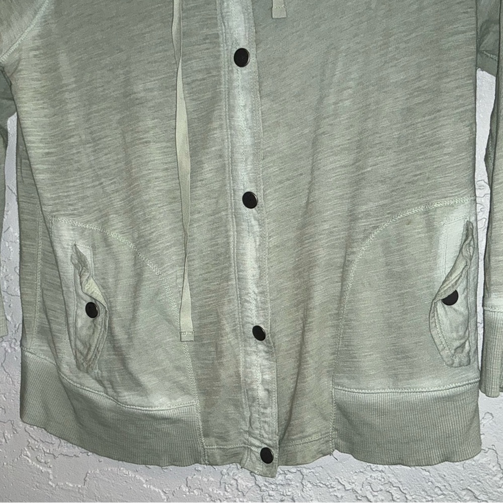 American Eagle Outfitters Sage Green Lightweight Zip-Up with Hood - Picture 3 of 8